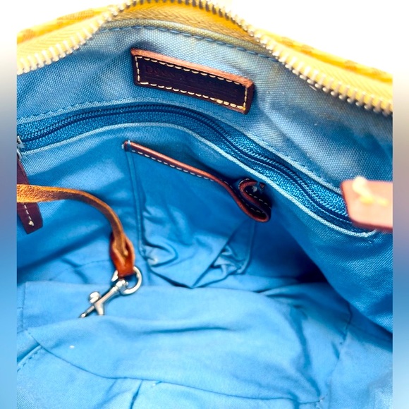 A DOONEY & BOURKE MONOGRAM PURSE OF  COATED COTTON WITH LEATHER ACCENTS. - Picture 9 of 16